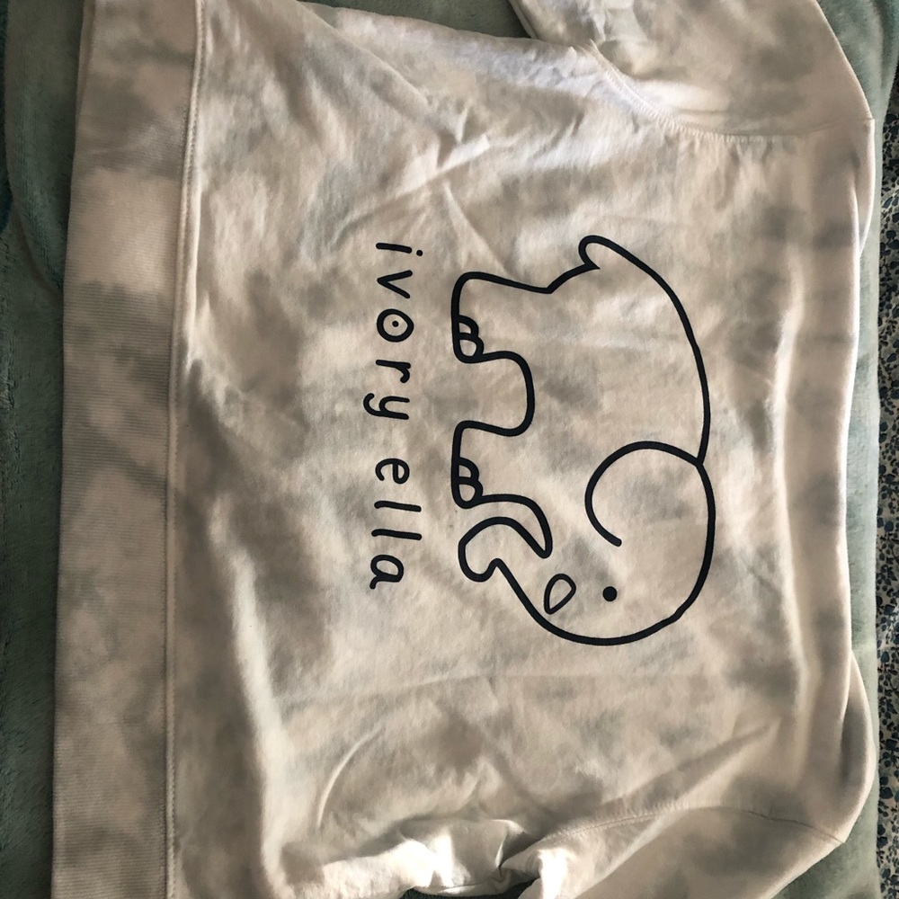 Ivory Ella cropped hoodie